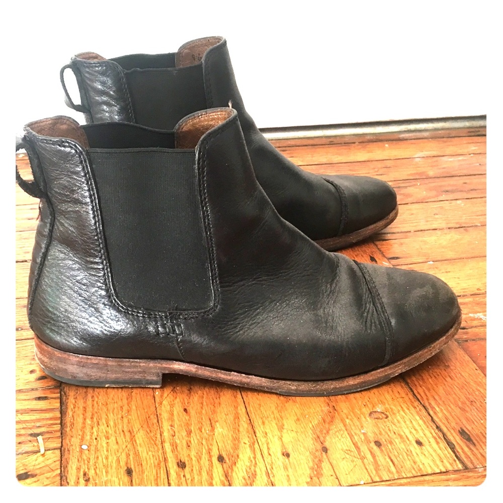 Sutro Footwear Sharon Hi Chelsea Black